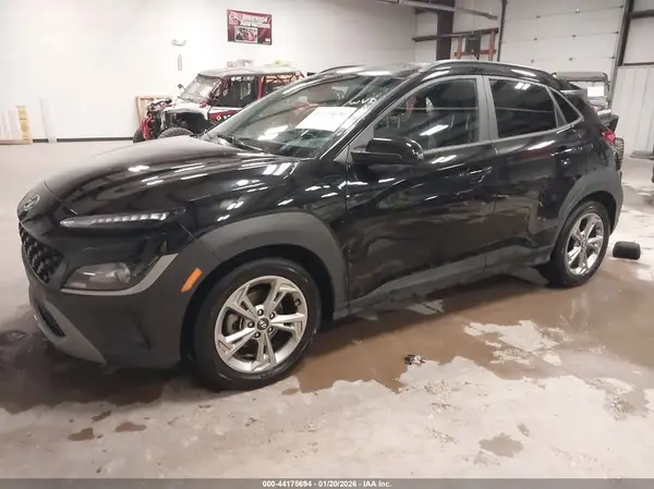 KM8K32ABXPU976135 2023 HYUNDAI KONA - Image 2