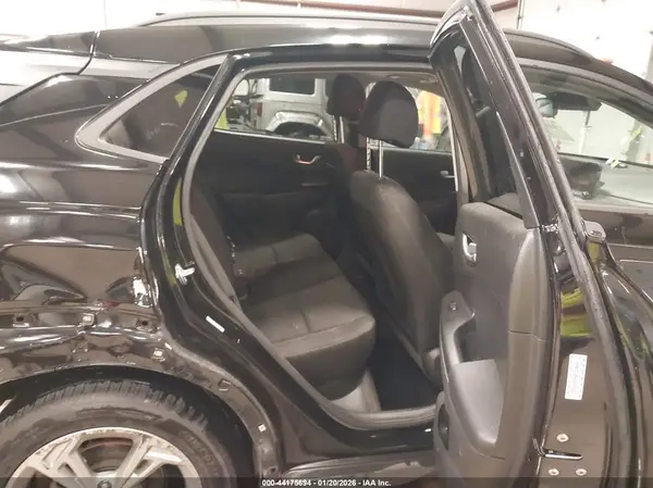 KM8K32ABXPU976135 2023 HYUNDAI KONA - Image 8