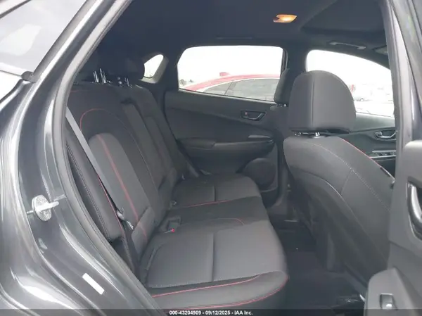KM8K33A30NU830886 2022 HYUNDAI KONA - Image 8
