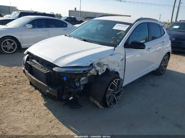 KM8K33A30NU905389 2022 HYUNDAI KONA - Image 2