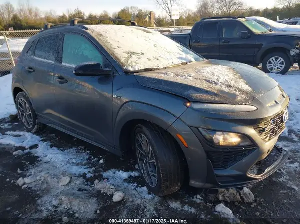 KM8K33A31NU817693 2022 HYUNDAI KONA - Image 1