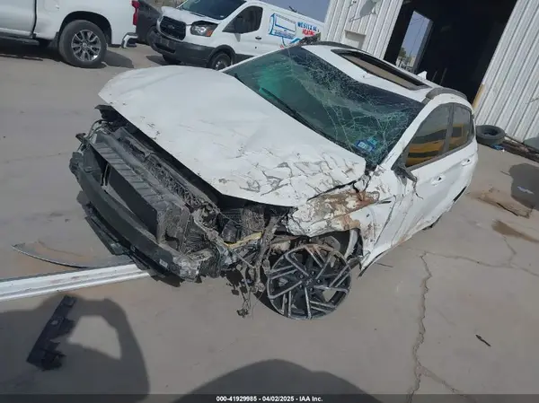 KM8K33A31PU000548 2023 HYUNDAI KONA - Image 2