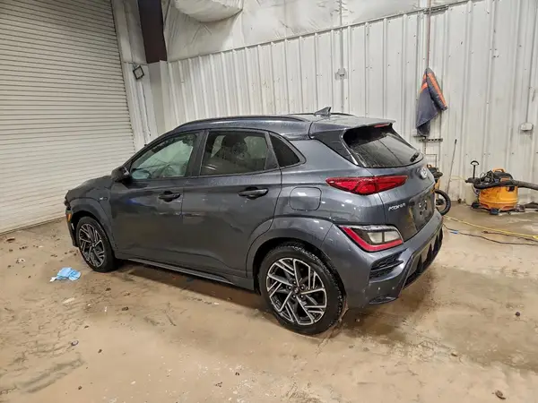 KM8K33A35NU870140 2022 HYUNDAI KONA - Image 2