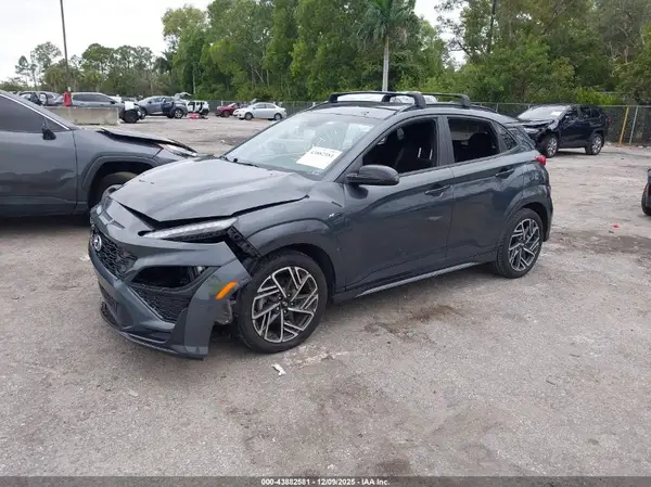 KM8K33A35NU906067 2022 HYUNDAI KONA - Image 2