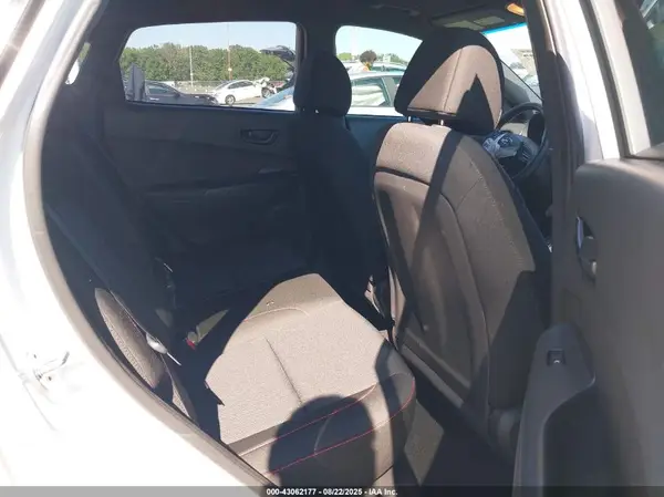 KM8K33A35NU919448 2022 HYUNDAI KONA - Image 8