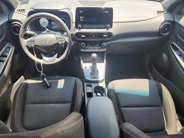 KM8K33A37NU805273 2022 HYUNDAI KONA - Image 8