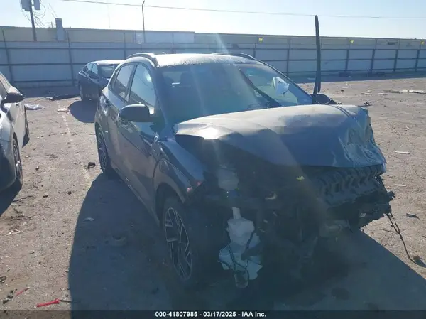 KM8K33A37NU909777 2022 HYUNDAI KONA - Image 1