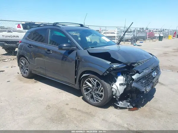 KM8K33A38NU817724 2022 HYUNDAI KONA - Image 1