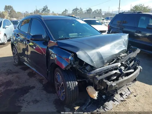 KM8K33A38NU821563 2022 HYUNDAI KONA - Image 1
