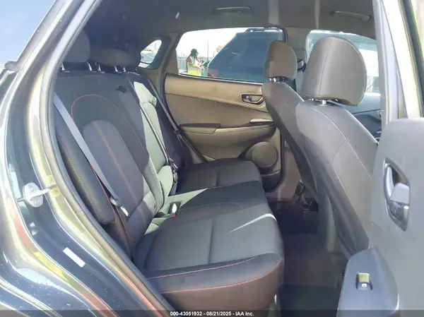 KM8K33A38NU821563 2022 HYUNDAI KONA - Image 8