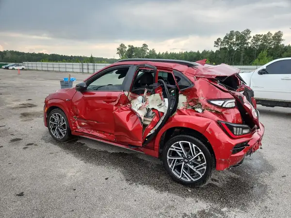 KM8K33A38NU829811 2022 HYUNDAI KONA - Image 2
