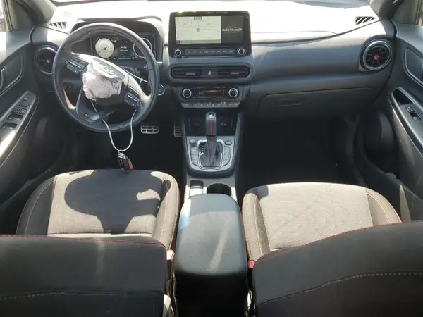 KM8K33A38NU905558 2022 HYUNDAI KONA - Image 8