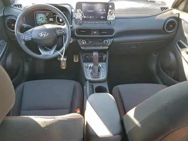 KM8K33A3XNU790087 2022 HYUNDAI KONA - Image 8