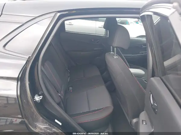 KM8K33A3XNU830555 2022 HYUNDAI KONA - Image 8