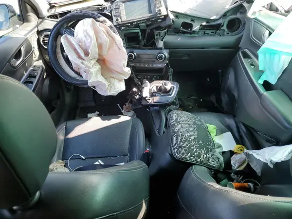 KM8K33A50JU086590 2018 HYUNDAI KONA - Image 8