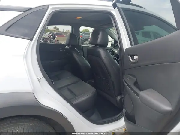 KM8K33A50MU616335 2021 HYUNDAI KONA - Image 8