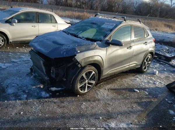 KM8K33A53JU085790 2018 HYUNDAI KONA - Image 2