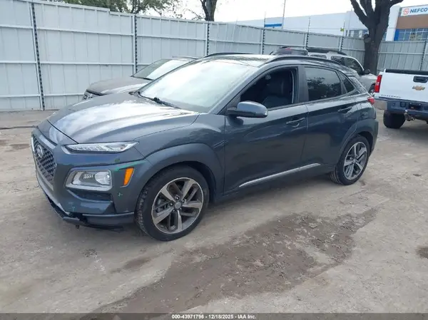 KM8K33A53MU744021 2021 HYUNDAI KONA - Image 2