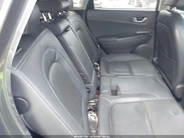 KM8K33A53MU744021 2021 HYUNDAI KONA - Image 8