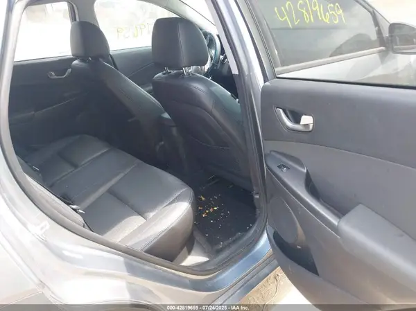 KM8K33A54JU071638 2018 HYUNDAI KONA - Image 8