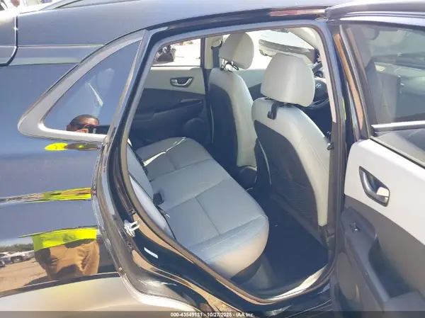 KM8K33A55JU080882 2018 HYUNDAI KONA - Image 8