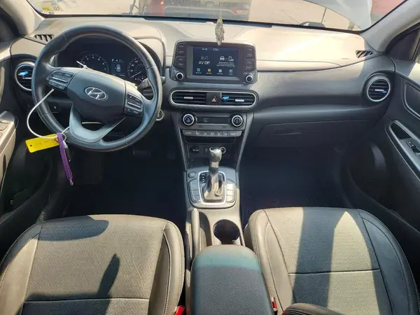 KM8K33A55JU086035 2018 HYUNDAI KONA - Image 8