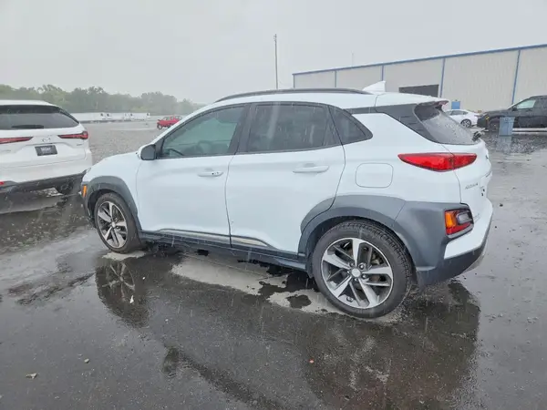 KM8K33A56JU076811 2018 HYUNDAI KONA - Image 2