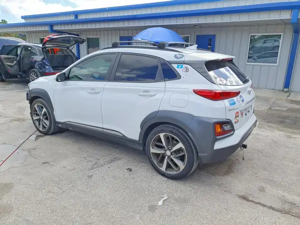 KM8K33A57LU564670 2020 HYUNDAI KONA - Image 2