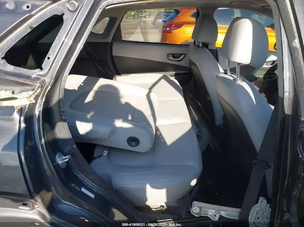 KM8K33A58JU135096 2018 HYUNDAI KONA - Image 8