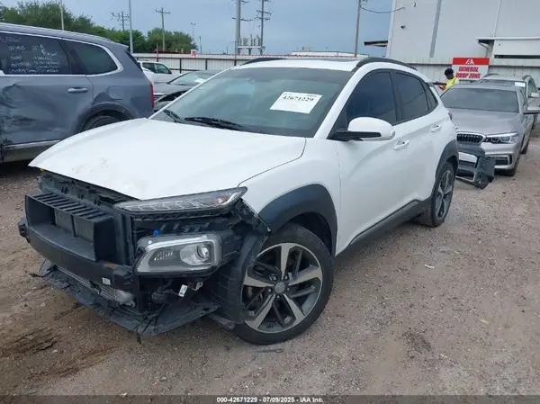 KM8K33A58MU743575 2021 HYUNDAI KONA - Image 2