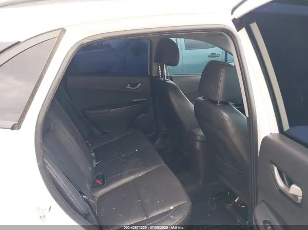KM8K33A58MU743575 2021 HYUNDAI KONA - Image 8