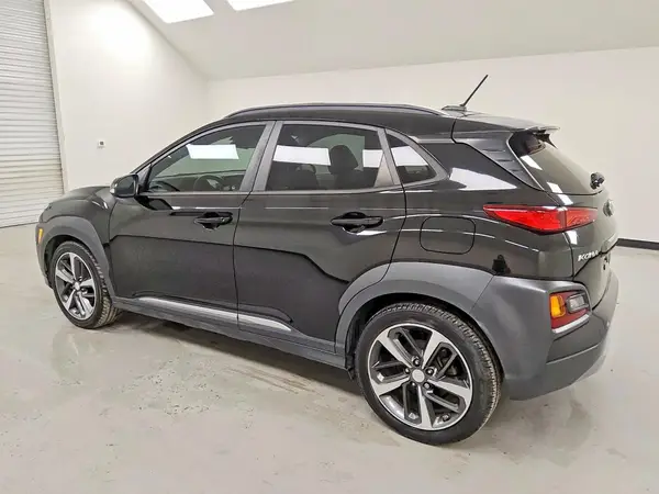 KM8K33A59JU078715 2018 HYUNDAI KONA - Image 2