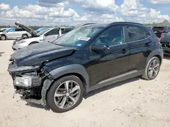 KM8K33A59JU098639 2018 HYUNDAI KONA