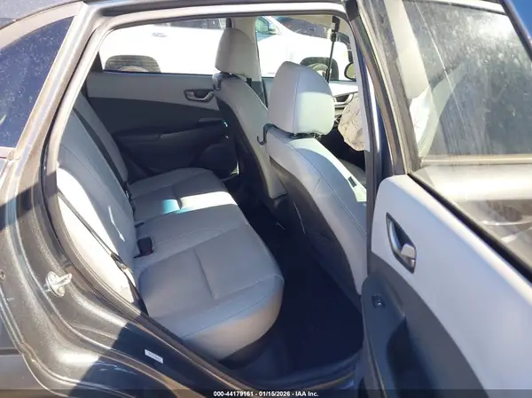 KM8K33A59MU668224 2021 HYUNDAI KONA - Image 8