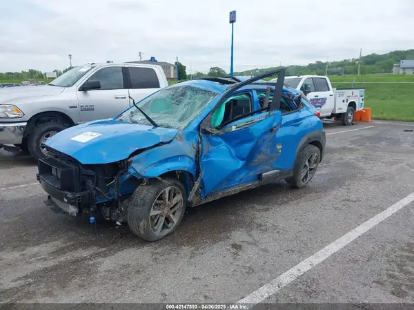 KM8K33A5XLU513034 2020 HYUNDAI KONA - Image 2