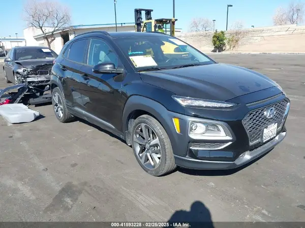 KM8K33A5XMU677871 2021 HYUNDAI KONA - Image 1