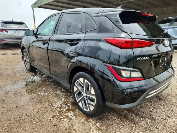KM8K33AG0PU193438 2023 HYUNDAI KONA - Image 2