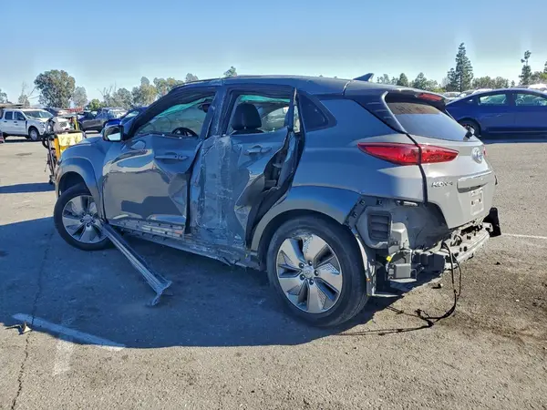 KM8K33AG1MU125693 2021 HYUNDAI KONA - Image 2