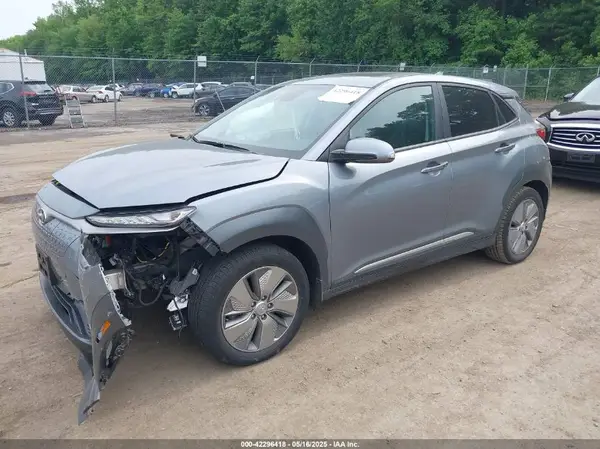 KM8K33AG1MU127234 2021 HYUNDAI KONA - Image 2