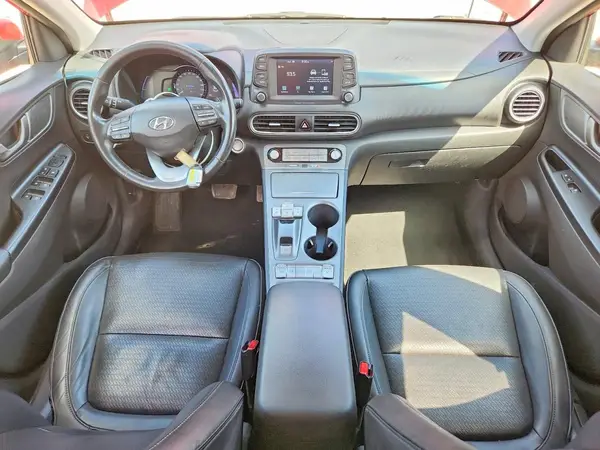 KM8K33AG1MU135379 2021 HYUNDAI KONA - Image 8