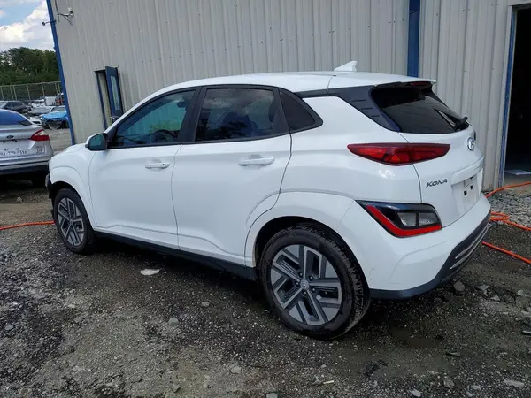 KM8K33AG1PU182416 2023 HYUNDAI KONA - Image 2