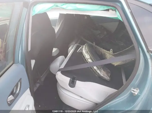 KM8K33AG2KU027558 2019 HYUNDAI KONA - Image 8