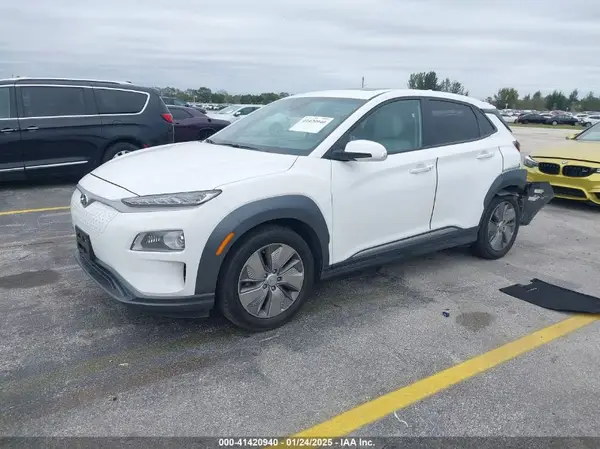 KM8K33AG2MU129123 2021 HYUNDAI KONA - Image 2