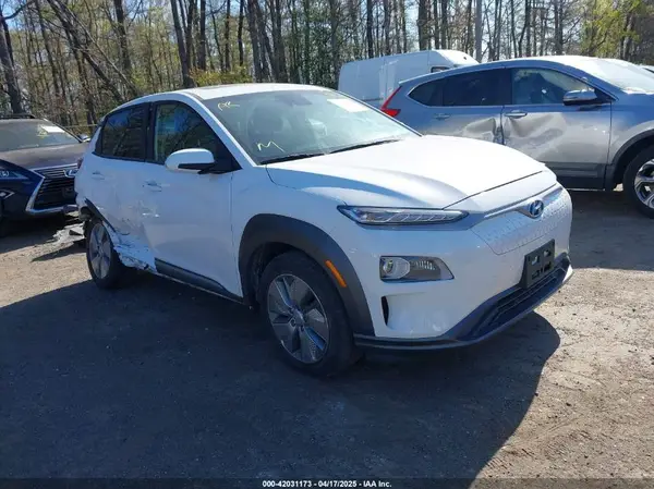 KM8K33AG2MU134404 2021 HYUNDAI KONA - Image 1