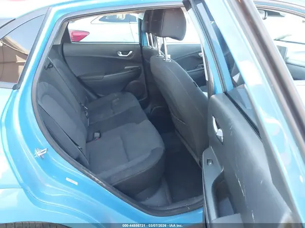KM8K33AG2NU157957 2022 HYUNDAI KONA - Image 8