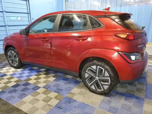 KM8K33AG2PU190217 2023 HYUNDAI KONA - Image 2