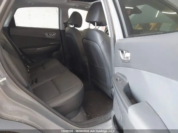 KM8K33AG3KU020585 2019 HYUNDAI KONA - Image 8