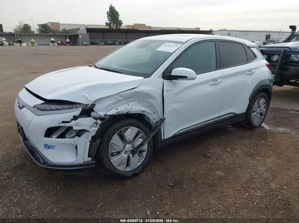 KM8K33AG3MU111441 2021 HYUNDAI KONA - Image 2