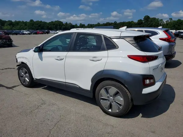 KM8K33AG3MU130877 2021 HYUNDAI KONA - Image 2