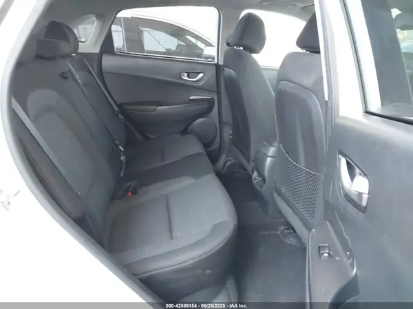 KM8K33AG3PU160837 2023 HYUNDAI KONA - Image 8
